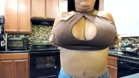 jiselledd online show from September 13, 4:59 am