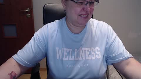 Joanna and Greg online show from January 31, 8:32 am