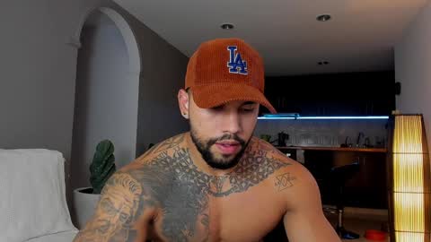 joe_esthetic online show from February 3, 11:47 pm