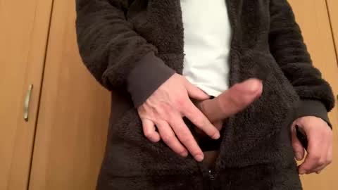 Snapshot of john06070 chatting on January 27, 3:39 pm Uk daddy online show from January 27, 3:39 pm