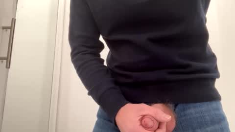 Snapshot of john06070 chatting on February 8, 8:31 am Uk daddy online show from February 8, 8:31 am