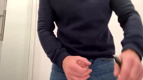 Snapshot of john06070 chatting on December 2, 8:47 am Uk daddy online show from December 2, 8:47 am