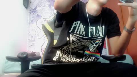 Snapshot of johnny_cagee chatting on February 1, 7:47 am johnny_cagee online show from February 1, 7:47 am