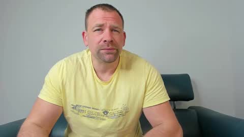 Snapshot of johnnydough82 chatting on March 7, 4:56 am johnnydough82 online show from March 7, 4:56 am