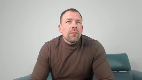 Snapshot of johnnydough82 chatting on March 12, 4:51 am johnnydough82 online show from March 12, 4:51 am