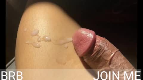 Snapshot of johnnyfun_xxx chatting on December 3, 3:26 am Johnnystrongarms online show from December 3, 3:26 am