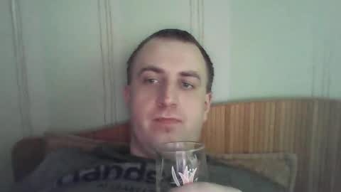 Snapshot of johnoreon chatting on March 10, 9:56 am johnoreon online show from March 10, 9:56 am