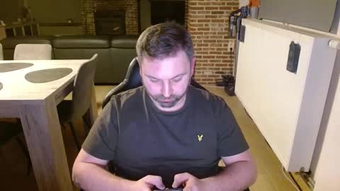 joscrossbot online show from February 17, 6:28 pm