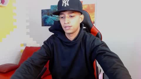 Snapshot of jose_sexycumm chatting on February 26, 7:53 pm jose_sexycumm online show from February 26, 7:53 pm