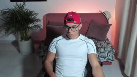 Snapshot of joulianogreco1 chatting on September 14, 1:30 am Im Jouliano online show from September 14, 1:30 am