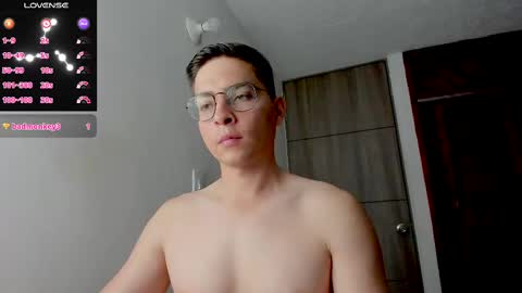 Snapshot of jriizh chatting on February 12, 12:16 am Cristian- tellme Criis online show from February 12, 12:16 am
