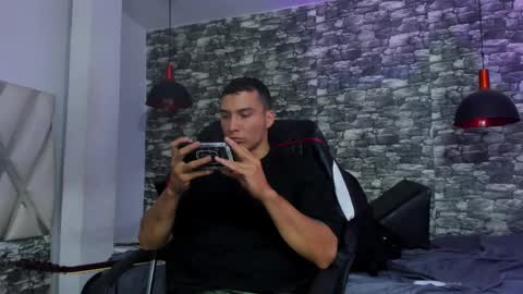 Snapshot of juan_jsmith chatting on February 25, 7:06 pm juan_jsmith online show from February 25, 7:06 pm