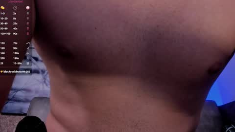 Juan David online show from December 6, 6:33 pm