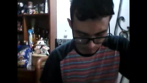 Snapshot of juanesan chatting on February 24, 12:26 pm Juanesan CaballeroSolitario online show from February 24, 12:26 pm
