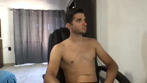Snapshot of juanmamestre94 chatting on February 21, 2:06 pm juanmamestre94 online show from February 21, 2:06 pm