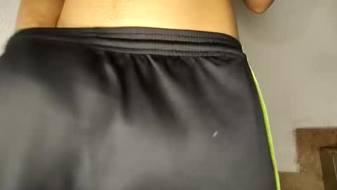 juansuarez204 online show from December 3, 10:12 pm