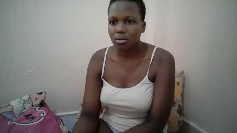juicy_bella2 online show from September 18, 12:09 pm