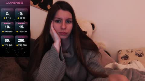laura online show from December 23, 7:20 pm