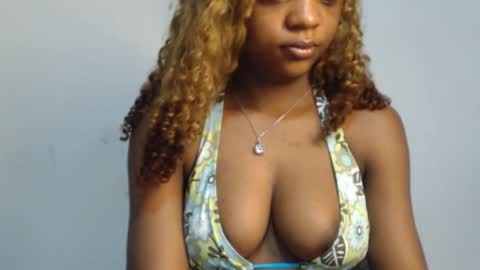 Snapshot of juicy_plumx chatting on March 10, 9:12 am Wet Baddie online show from March 10, 9:12 am