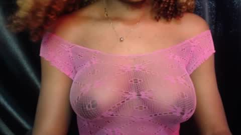 Snapshot of juicy_plumx chatting on February 14, 11:42 am Wet Baddie online show from February 14, 11:42 am