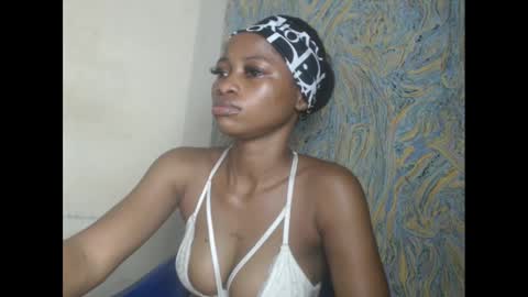juicypiexx online show from February 17, 10:16 pm