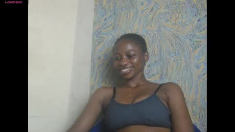 juicypiexx online show from March 10, 11:49 pm