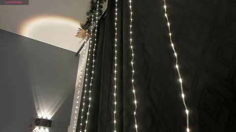 Snapshot of juli_hairy chatting on December 16, 11:55 am Juli Modelo Independiente online show from December 16, 11:55 am