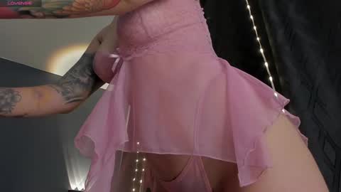Snapshot of juli_hairy chatting on January 6, 2:58 pm Juli Modelo Independiente online show from January 6, 2:58 pm