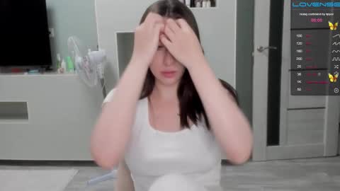 julialawman online show from September 14, 6:31 pm