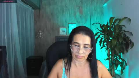juliebullock online show from September 12, 8:00 pm