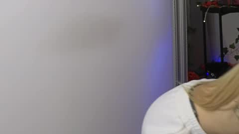 Julia online show from March 3, 5:31 pm