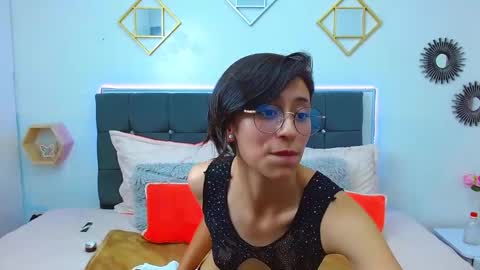 julieth_garcia_1 online show from February 24, 11:09 pm