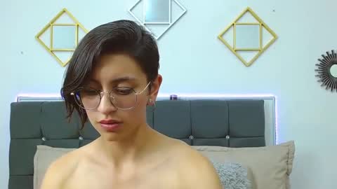 julieth_garcia_1 online show from February 22, 12:16 am