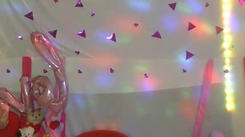 Snapshot of julieth_wolf chatting on February 21, 3:56 am Julieth Wolf online show from February 21, 3:56 am