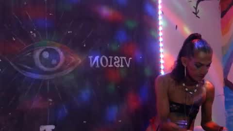 Snapshot of julieth_wolf chatting on February 2, 5:10 am Julieth Wolf online show from February 2, 5:10 am