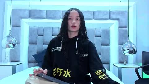 Snapshot of juliettableer chatting on September 20, 12:30 pm Hi guys It is a pleasure to have you here I am Julieta online show from September 20, 12:30 pm