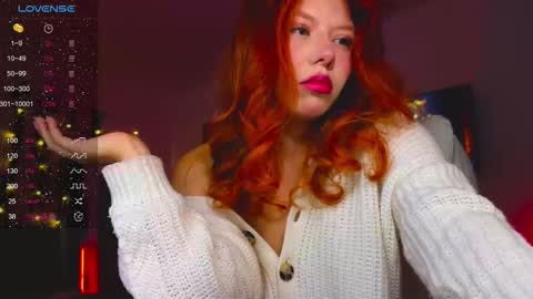 Snapshot of juliette_sunshine chatting on February 24, 12:30 am juliette_sunshine online show from February 24, 12:30 am
