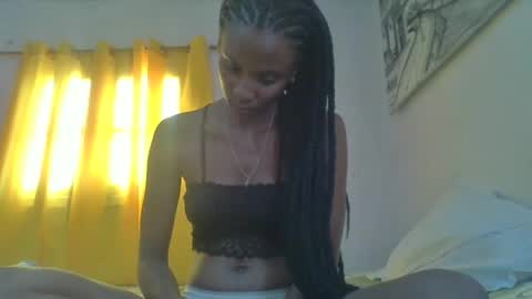 juliexexy online show from March 10, 7:44 am