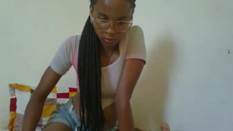juliexexy online show from February 10, 9:58 am