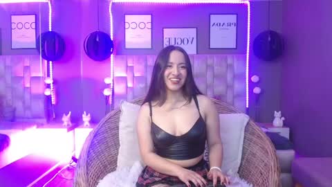 Snapshot of juniper_hill chatting on March 3, 4:03 am Juniper online show from March 3, 4:03 am
