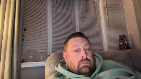 Junky online show from December 2, 4:37 pm