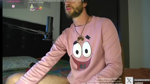 Snapshot of just_your_dreamboy chatting on January 29, 10:01 pm Maxi online show from January 29, 10:01 pm