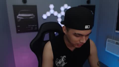 Snapshot of justagamerxxx chatting on September 19, 4:54 pm Rhys online show from September 19, 4:54 pm