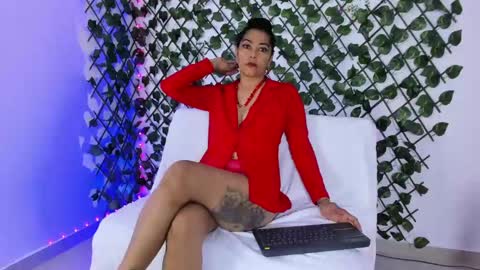 KAELLA online show from September 15, 11:01 am