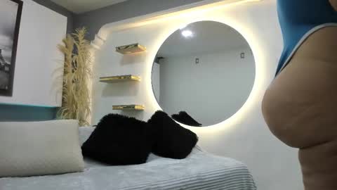 Snapshot of kagomme_h chatting on September 12, 9:44 am Antonella online show from September 12, 9:44 am