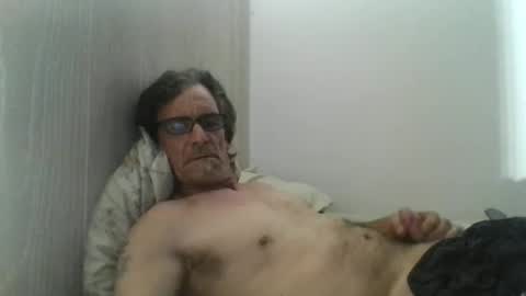 Snapshot of kalifornia91666 chatting on January 3, 1:13 pm kalifornia91666 online show from January 3, 1:13 pm