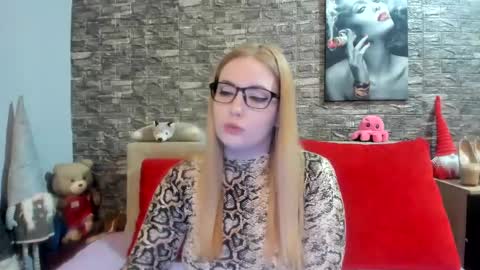 Snapshot of kalindahot chatting on February 8, 7:05 pm kalindahot online show from February 8, 7:05 pm