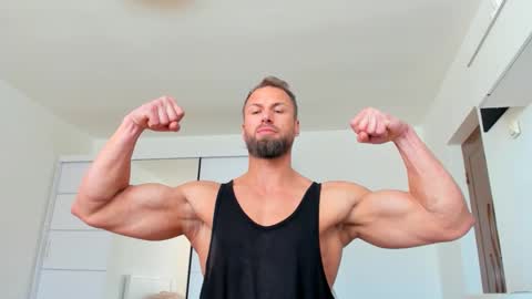 Snapshot of kanegriffin26 chatting on February 26, 10:27 am Kane OF strongkane online show from February 26, 10:27 am