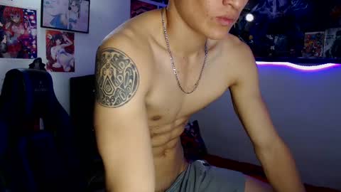 Snapshot of kanekixxxhot chatting on March 3, 10:52 pm andres online show from March 3, 10:52 pm
