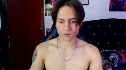 Snapshot of kanekixxxhot chatting on February 8, 6:55 pm andres online show from February 8, 6:55 pm